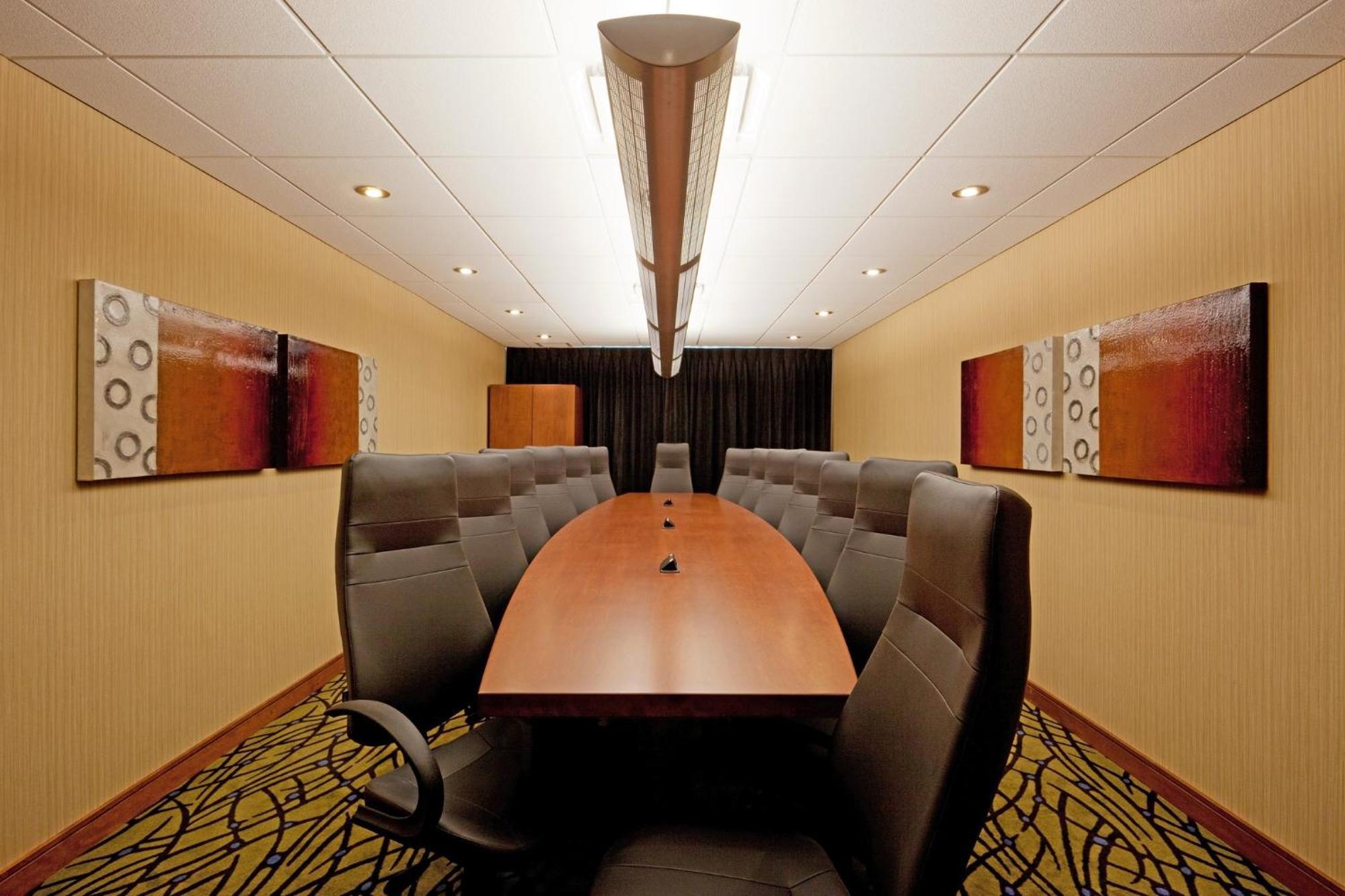 Holiday Inn Express Hotel & Suites Saint - Hyacinthe By Ihg Eksteriør bilde