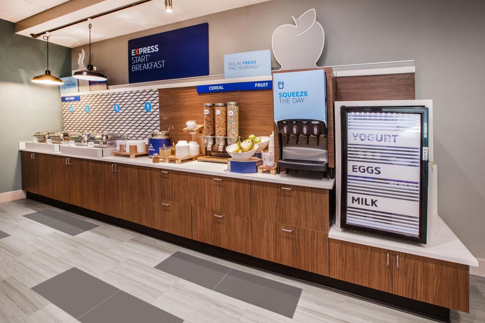 Holiday Inn Express Hotel & Suites Saint - Hyacinthe By Ihg Eksteriør bilde