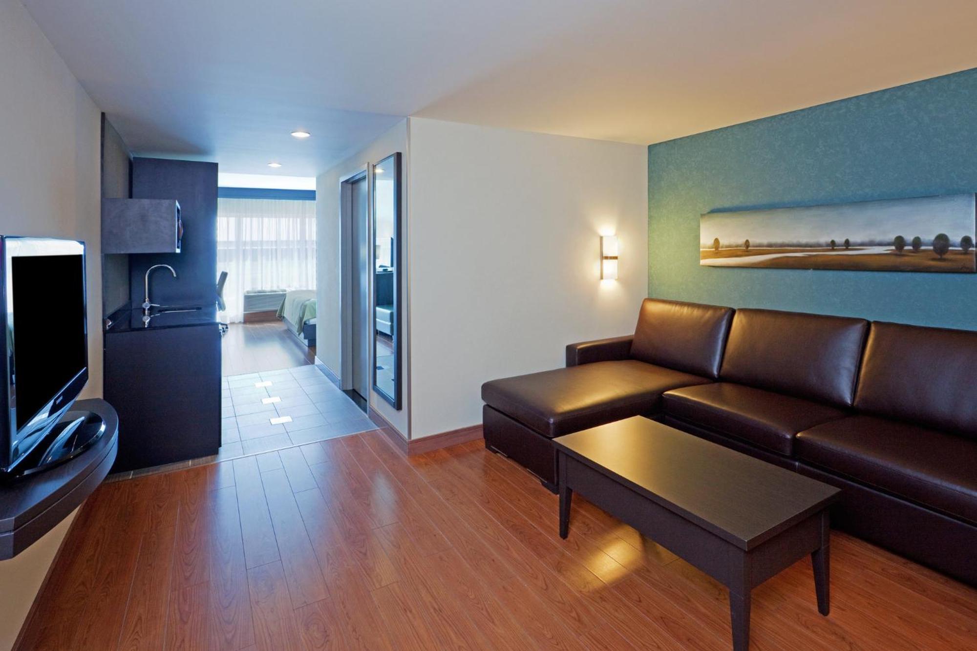 Holiday Inn Express Hotel & Suites Saint - Hyacinthe By Ihg Eksteriør bilde