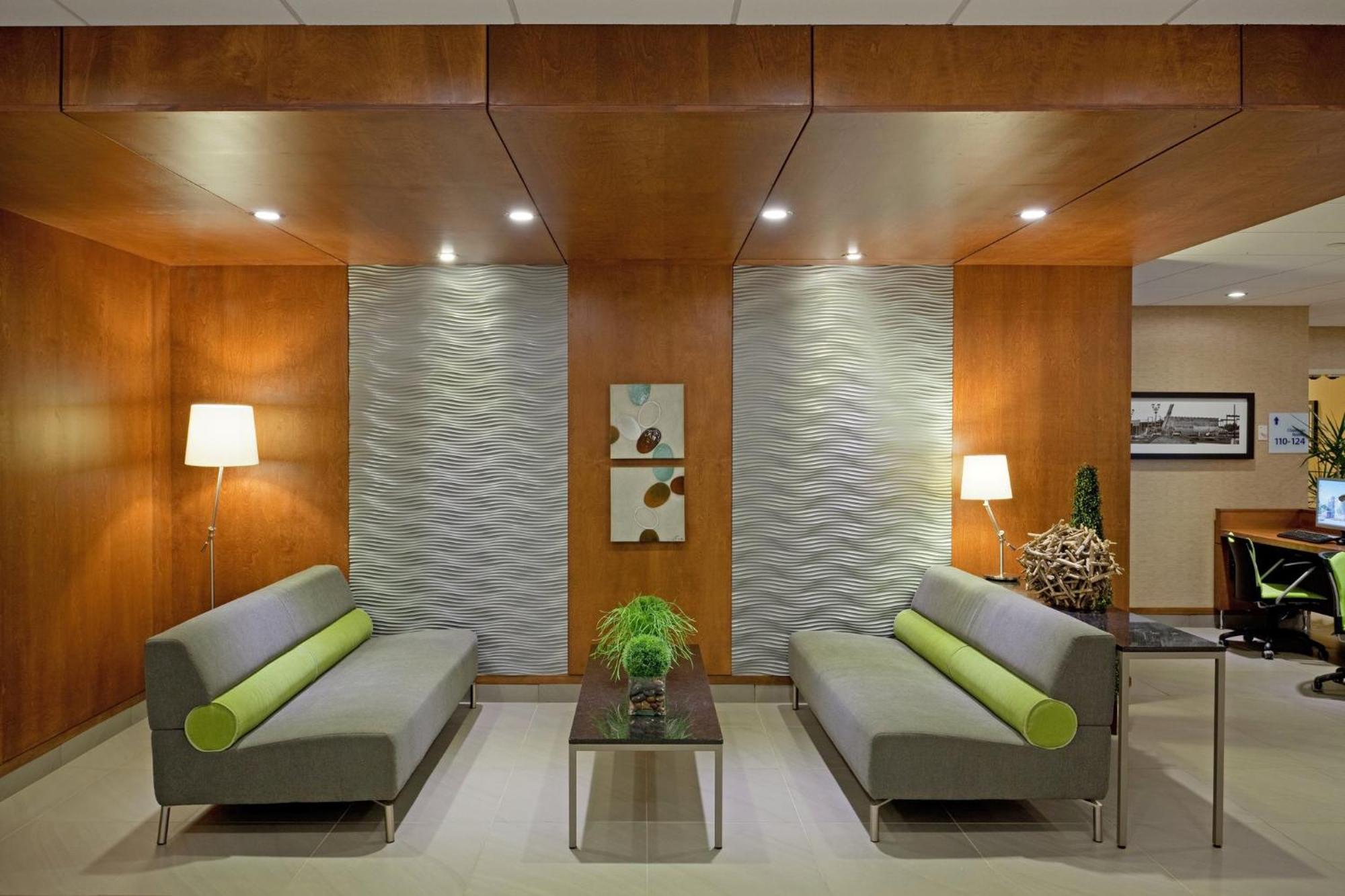 Holiday Inn Express Hotel & Suites Saint - Hyacinthe By Ihg Eksteriør bilde