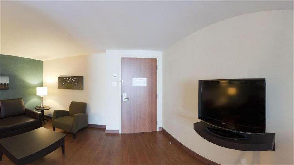 Holiday Inn Express Hotel & Suites Saint - Hyacinthe By Ihg Eksteriør bilde